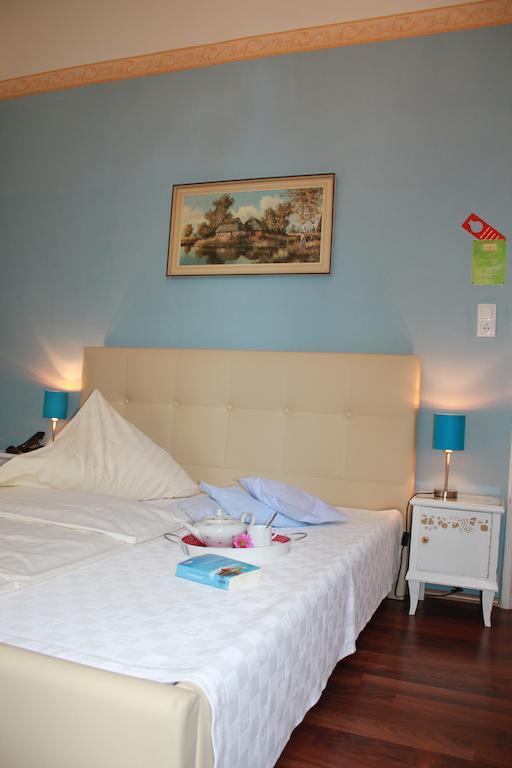 Hotel Waldfriede ดาร์มชตัดต์ ห้อง รูปภาพ